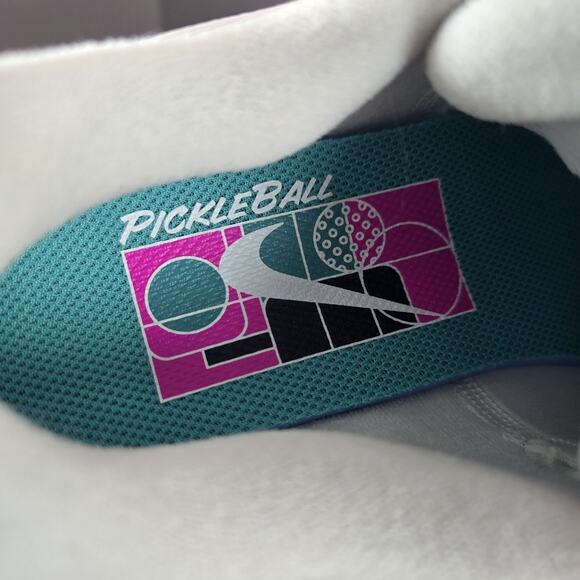 Nike Athletic Shoes White Pink Teal - Picture 11 of 12